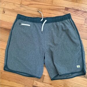 Vuori Green Athletic Shorts XXL